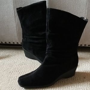 Glacee Suede Boots Black Wedge Heel Size 9